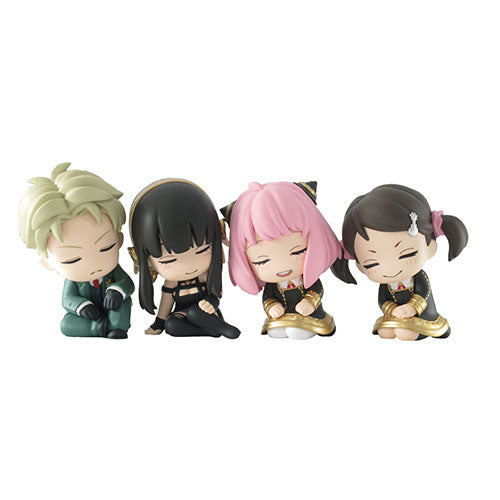 TWINCHEES Spy X Family Lil Sleepers Figure