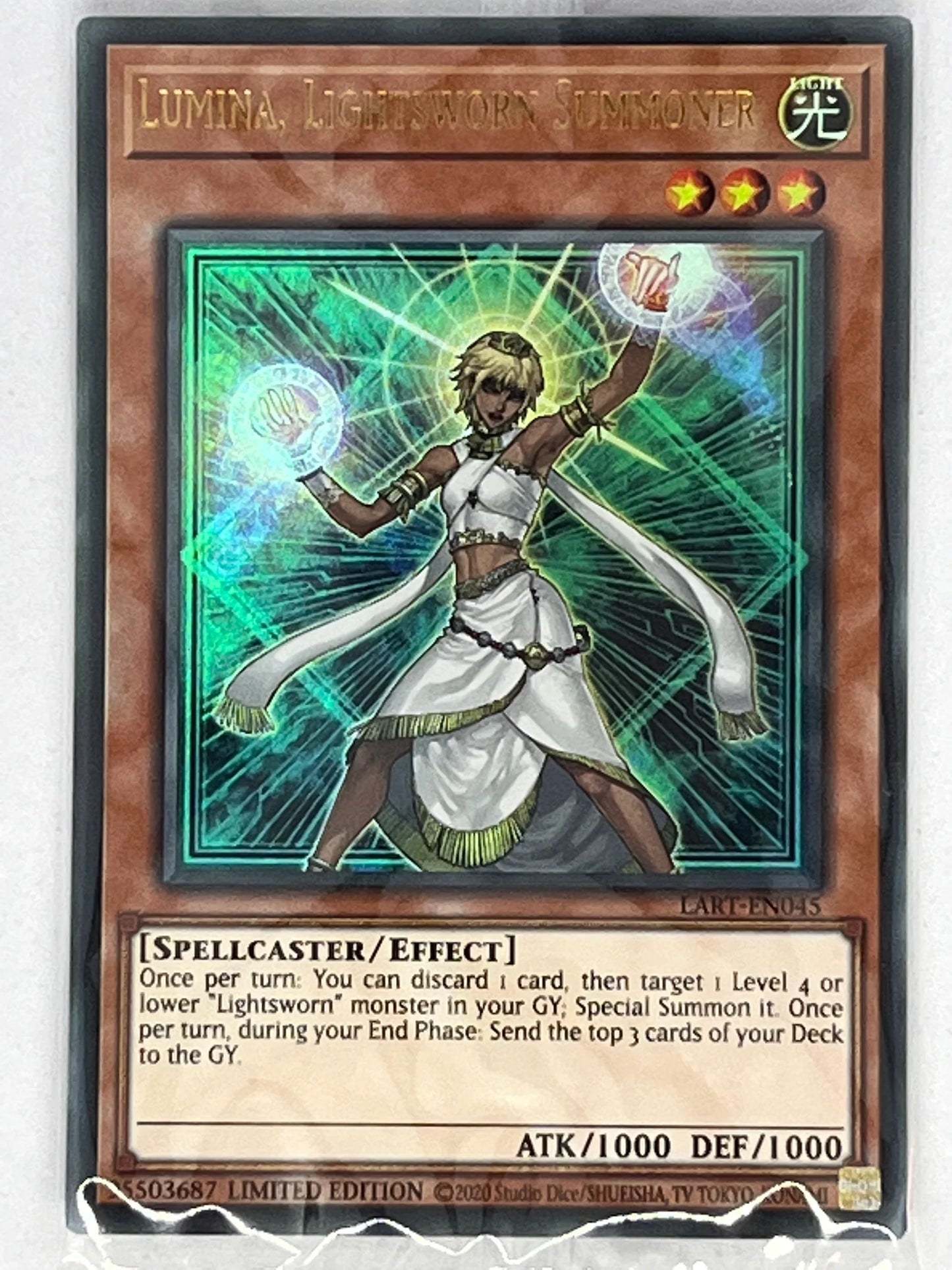 Yu-Gi-Oh! TCG Lumina, Lightsworn Summoner LART-EN045 (Lost Art Promo, Not Sealed)