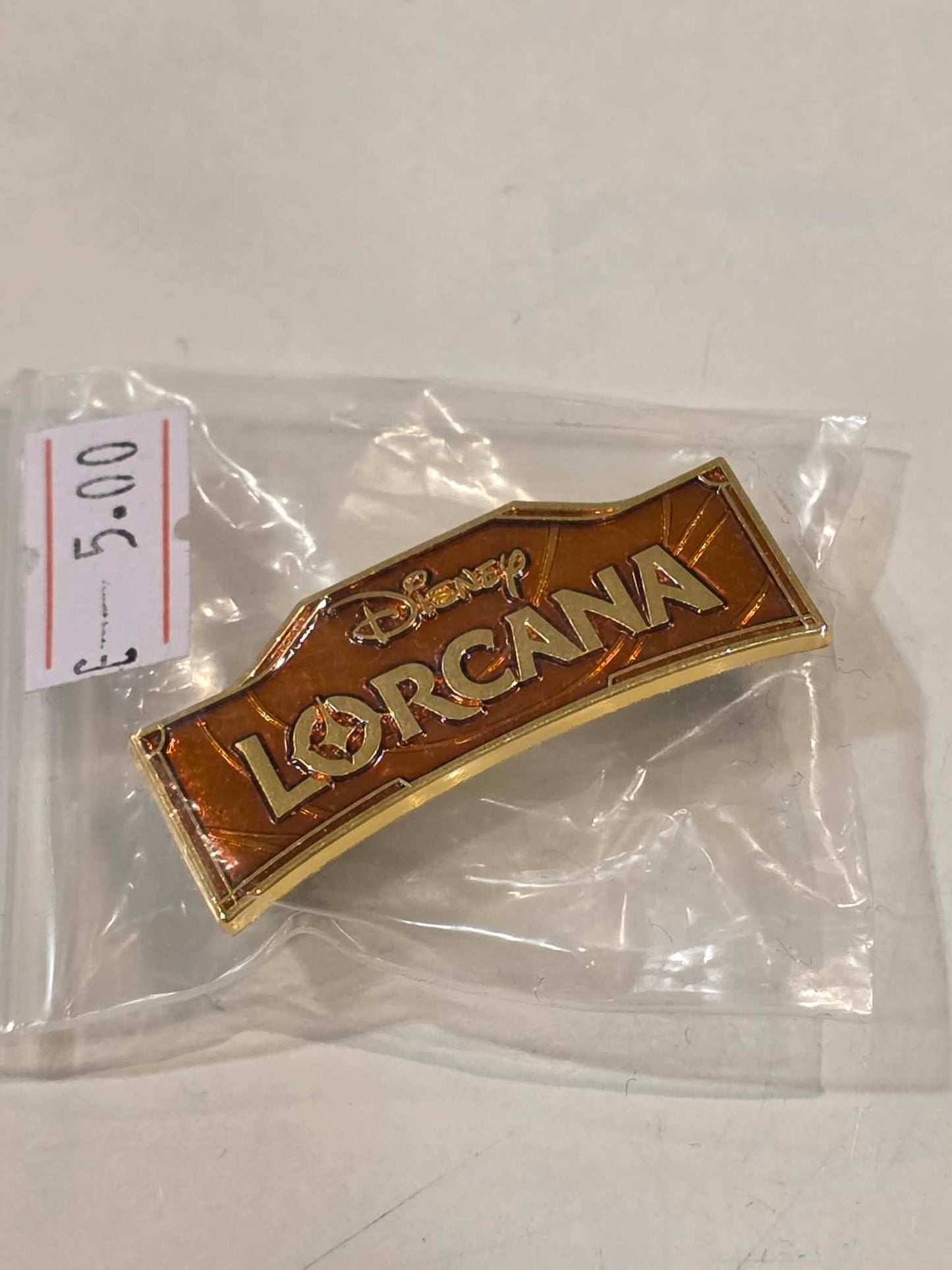 Lorcana TCG - League Pin for Shimmering Skies - Amber