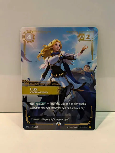 Riftbound - Lux, Crownguard (OGS 014/024) [Foil Promo]